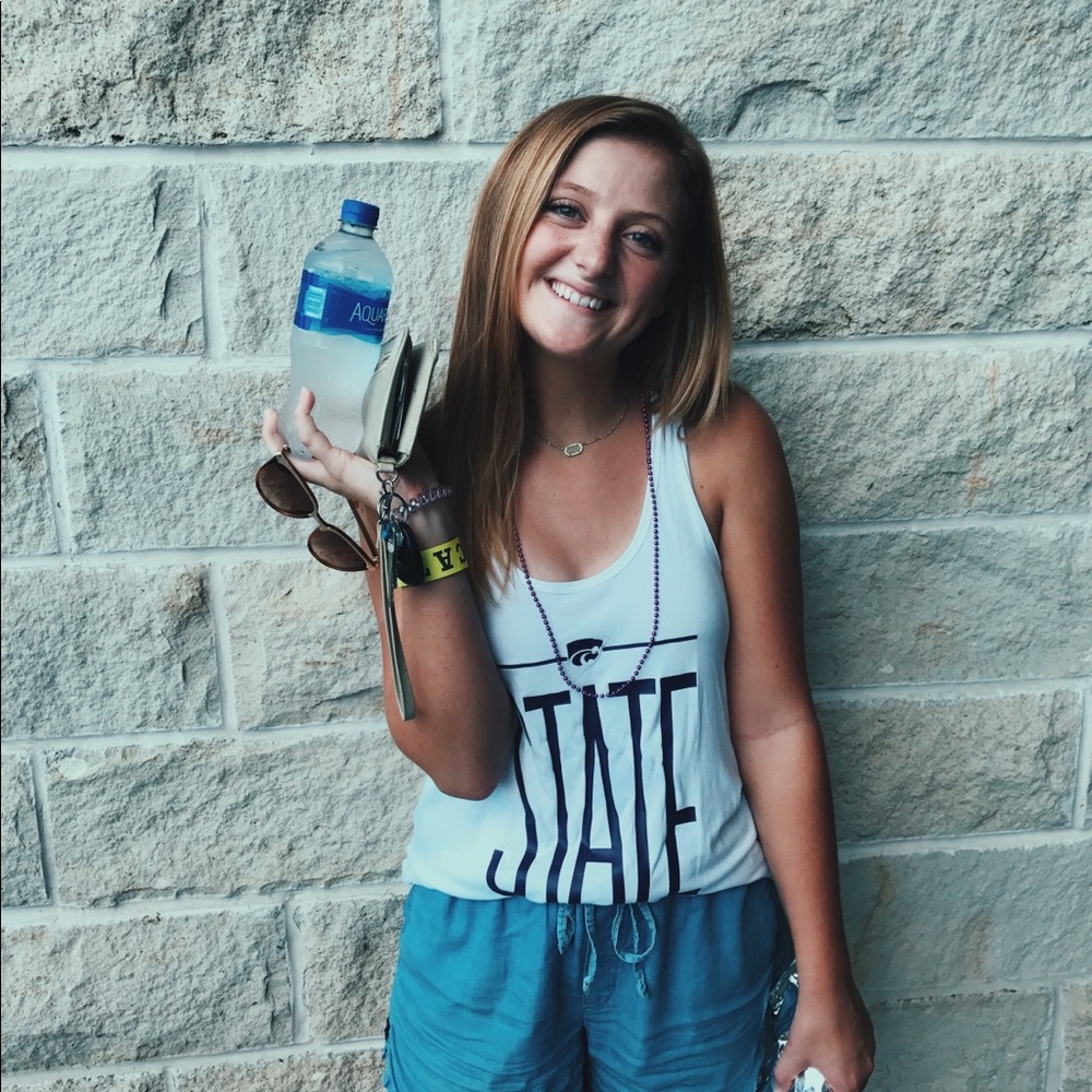 Meet your Posher, Bailey